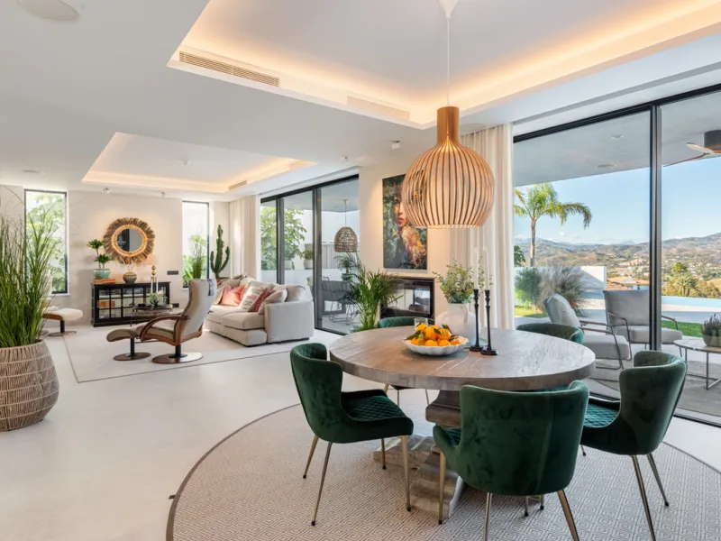 CONTEMPORARY LUXURY VILLA WITH PANORAMIC VIEWS – BUILT 2024