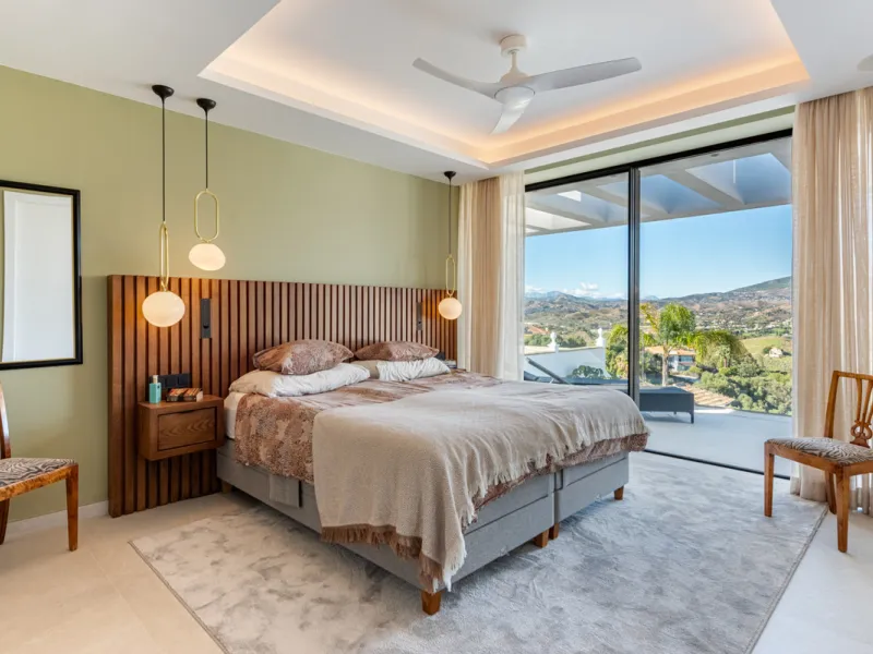 CONTEMPORARY LUXURY VILLA WITH PANORAMIC VIEWS – BUILT 2024