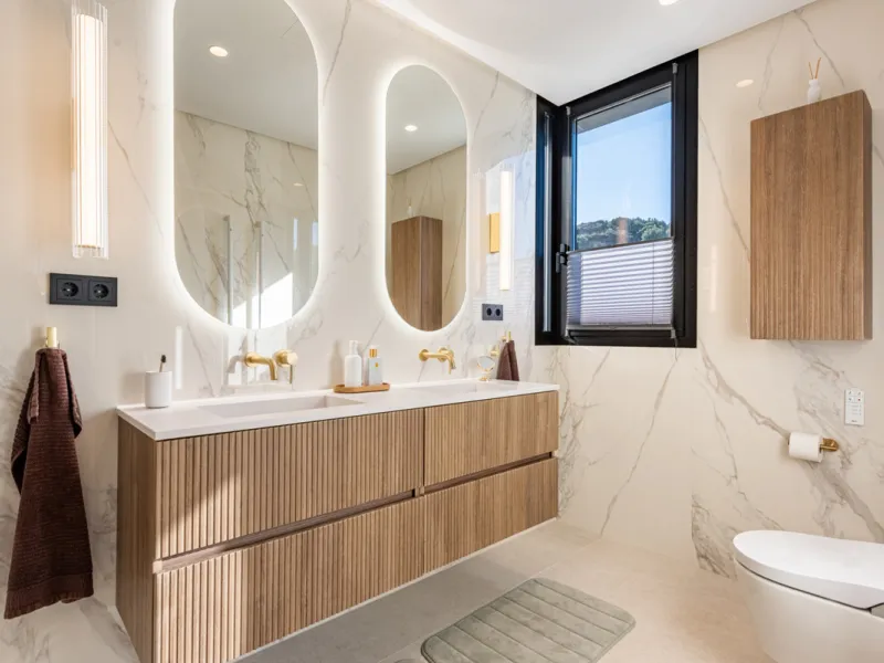 CONTEMPORARY LUXURY VILLA WITH PANORAMIC VIEWS – BUILT 2024