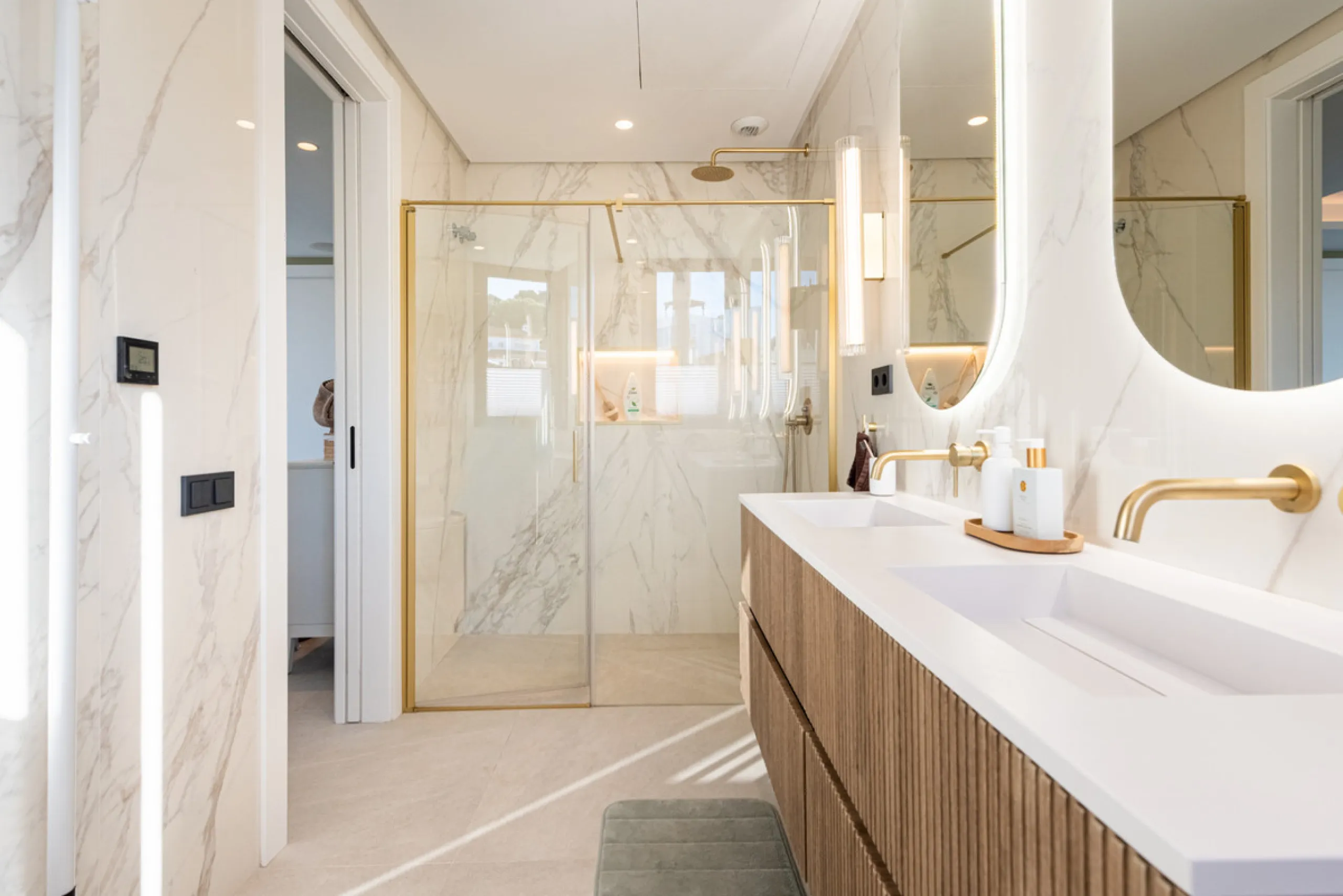 CONTEMPORARY LUXURY VILLA WITH PANORAMIC VIEWS – BUILT 2024