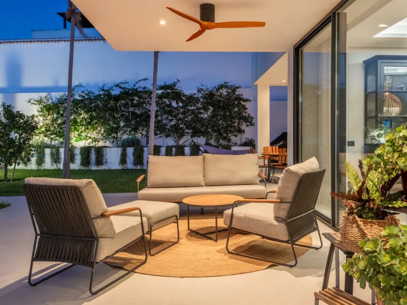 CONTEMPORARY LUXURY VILLA WITH PANORAMIC VIEWS – BUILT 2024