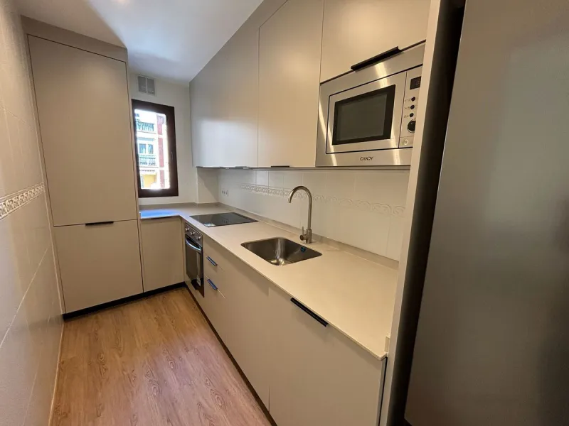 Apartment for sale in El Ejido area – Alameda Capuchinos Street, Málaga