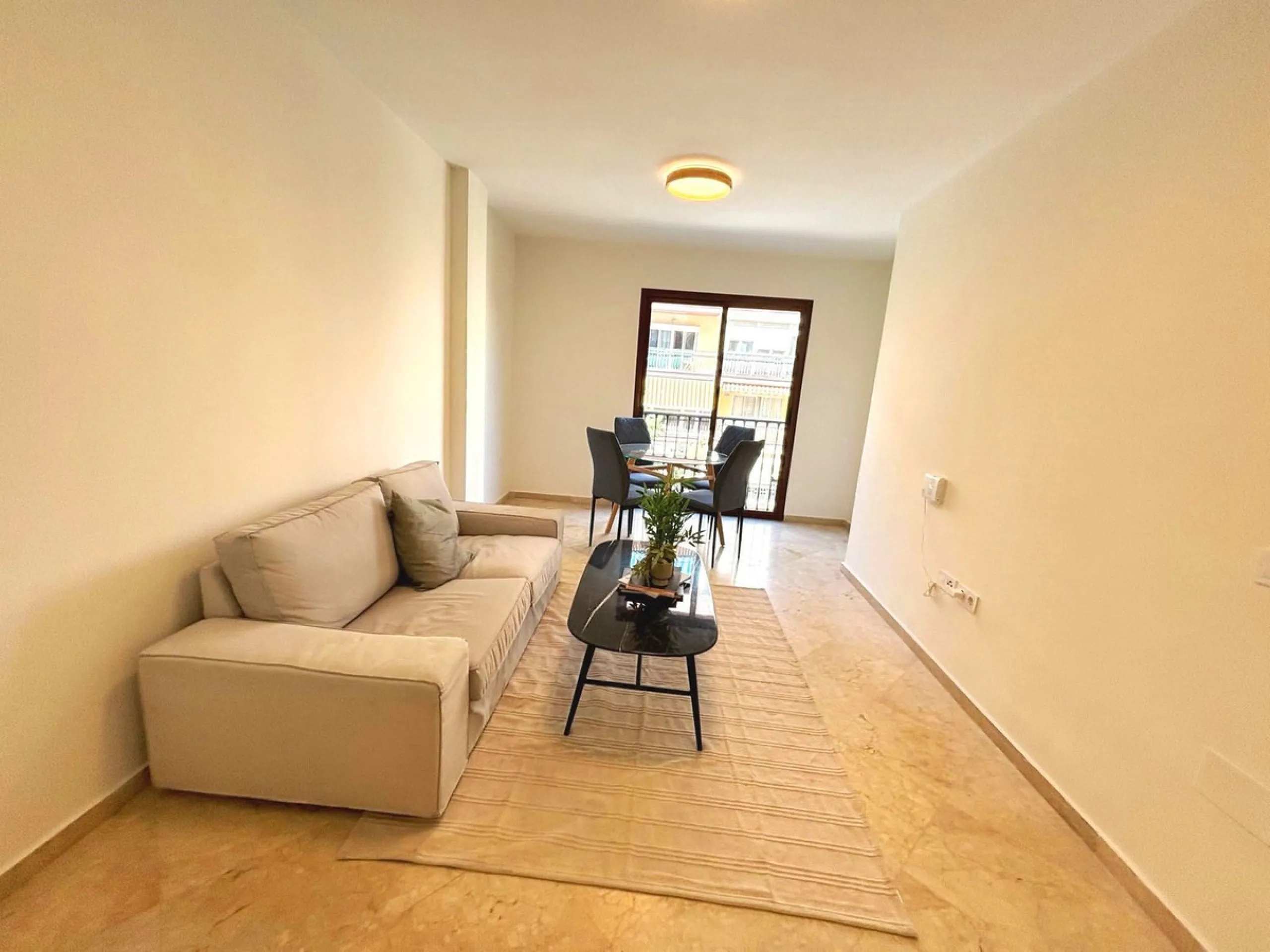 Apartment for sale in El Ejido area – Alameda Capuchinos Street, Málaga