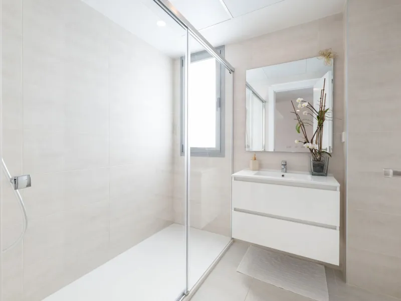 Modern apartment in a gated community with pools and gym