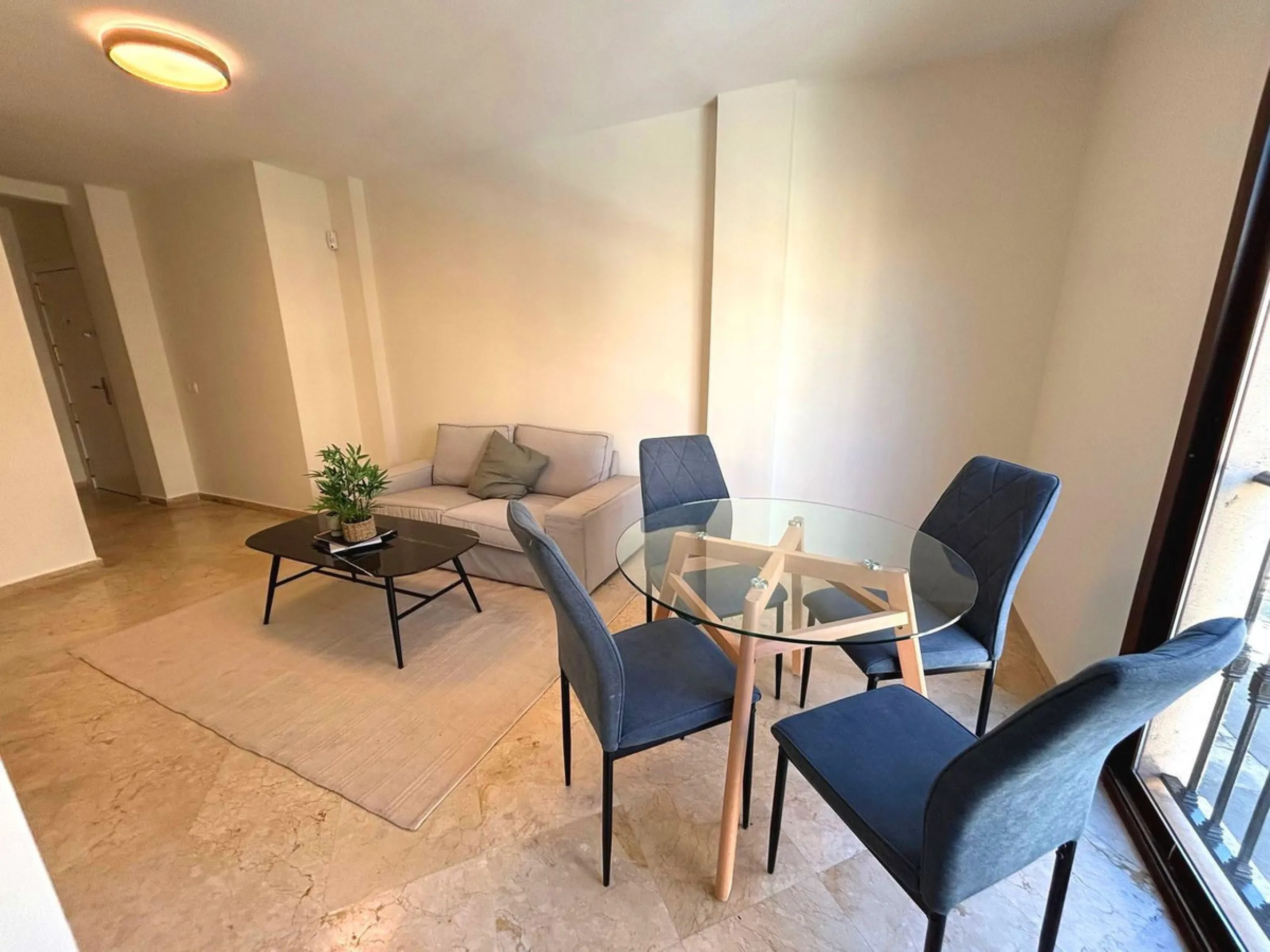 Apartment for sale in El Ejido area – Alameda Capuchinos Street, Málaga