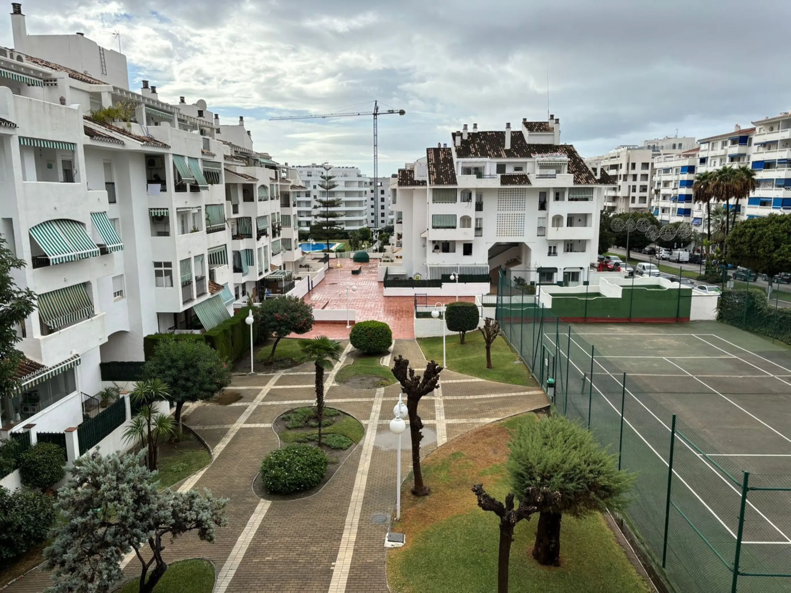 Middle Floor Apartment, Nueva Andalucía, Costa del Sol.