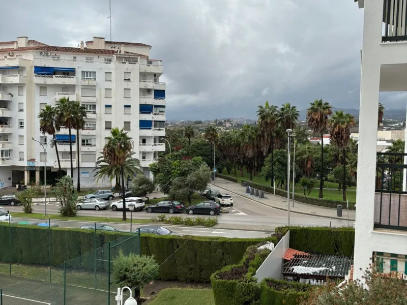Middle Floor Apartment, Nueva Andalucía, Costa del Sol.