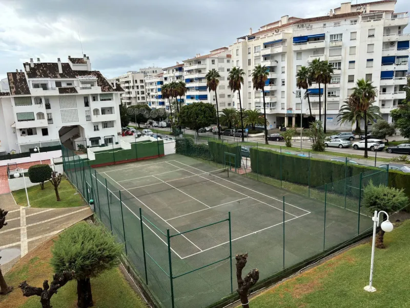 Middle Floor Apartment, Nueva Andalucía, Costa del Sol.
