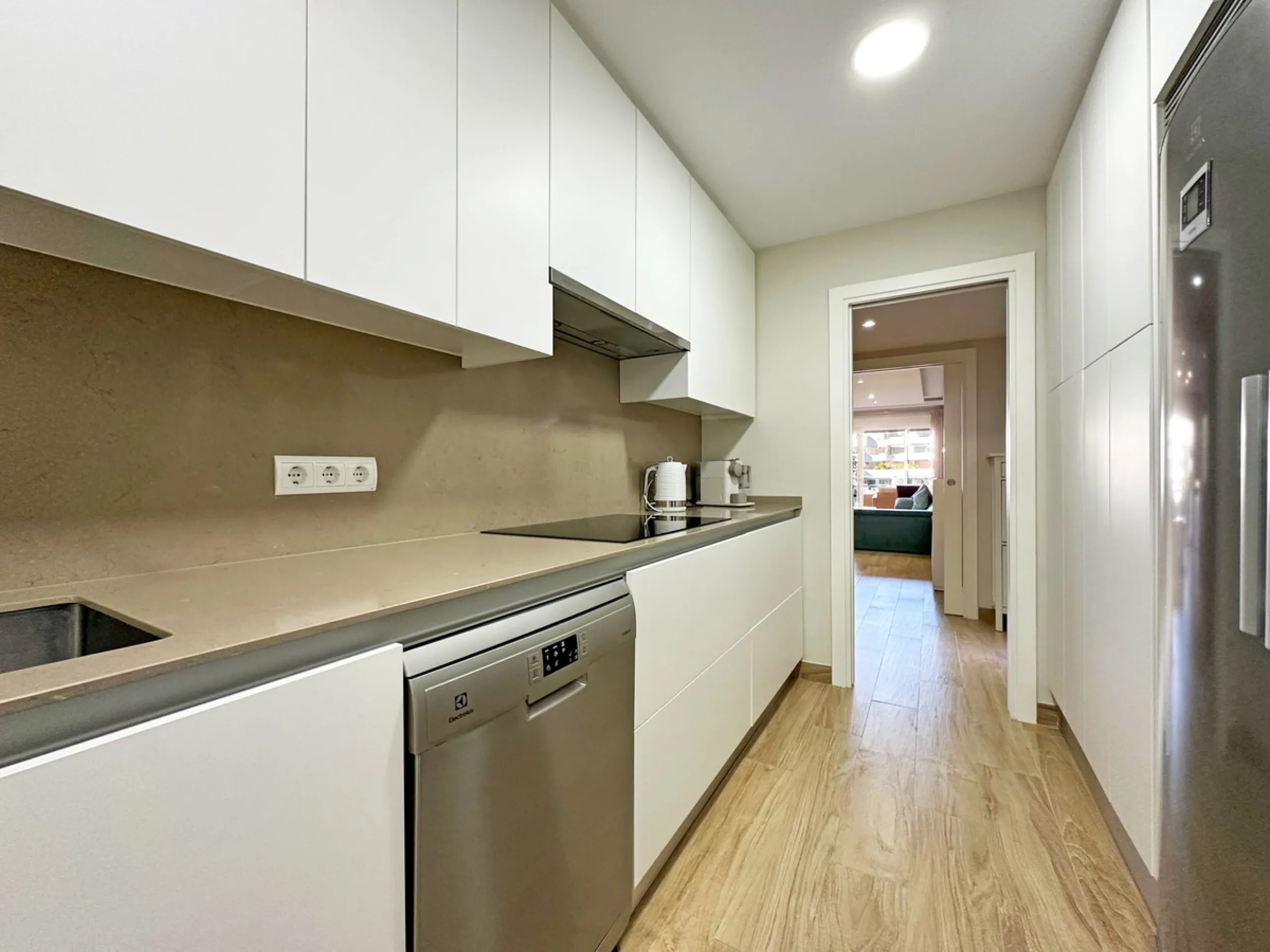 Apartment - Ground Floor Apartment в продаже в Estepona, Málaga. В доме 2 спален и 2 ванных комнат. Площадь дома 106 м²