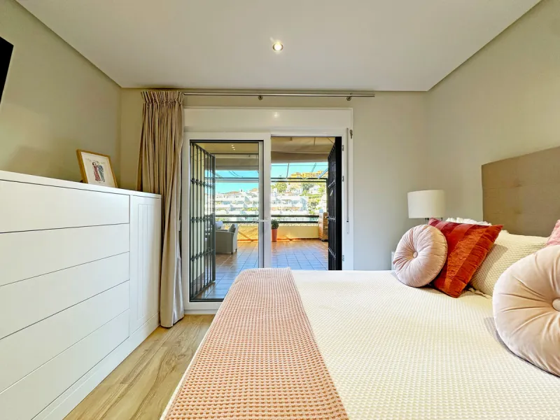 Apartment - Ground Floor Apartment в продаже в Estepona, Málaga. В доме 2 спален и 2 ванных комнат. Площадь дома 106 м²