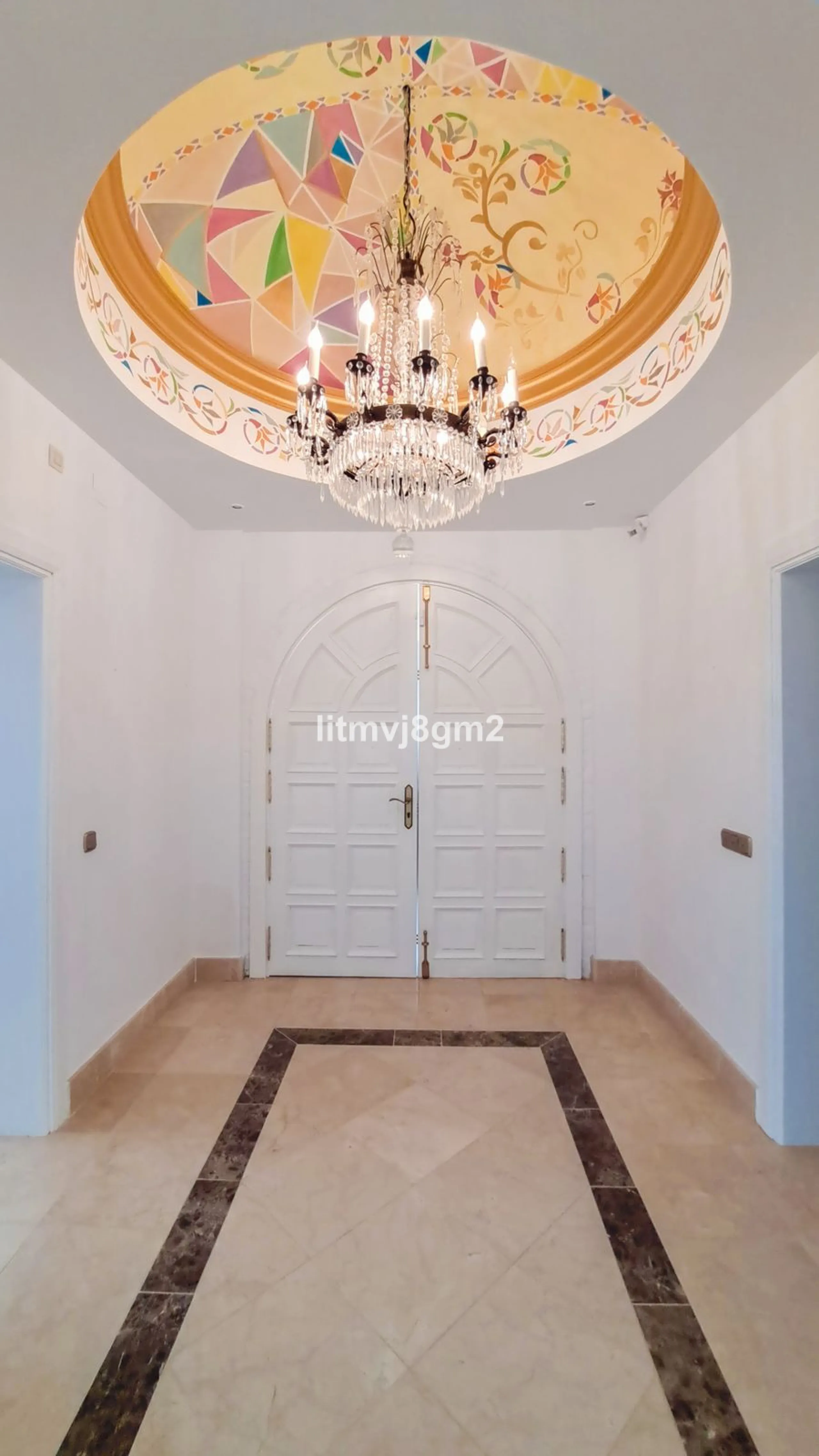 Significant price reduction by 700.000€, priced to sell! Must be seen.
