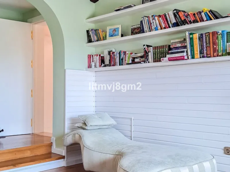 Significant price reduction by 700.000€, priced to sell! Must be seen.