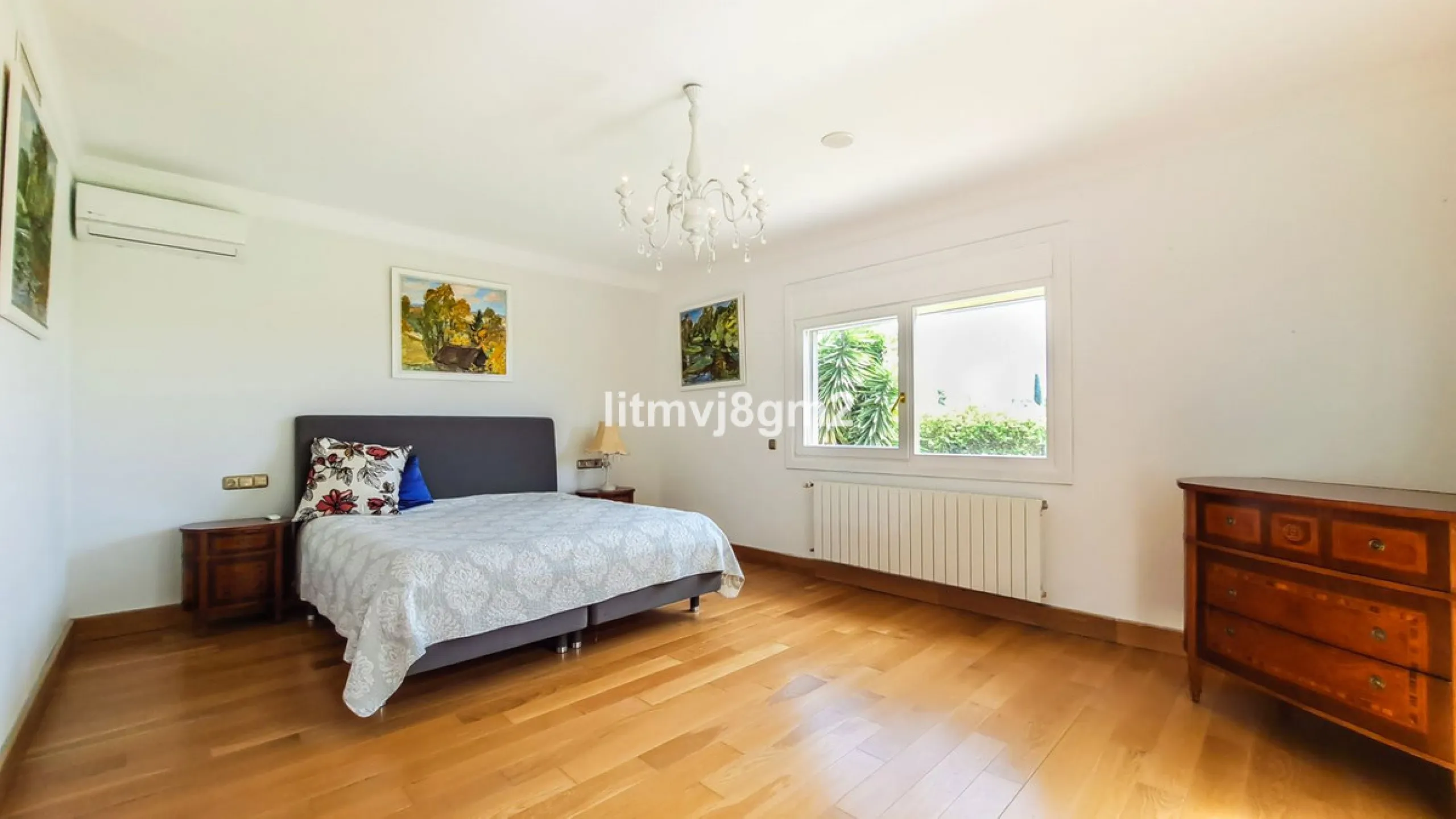 Significant price reduction by 700.000€, priced to sell! Must be seen.