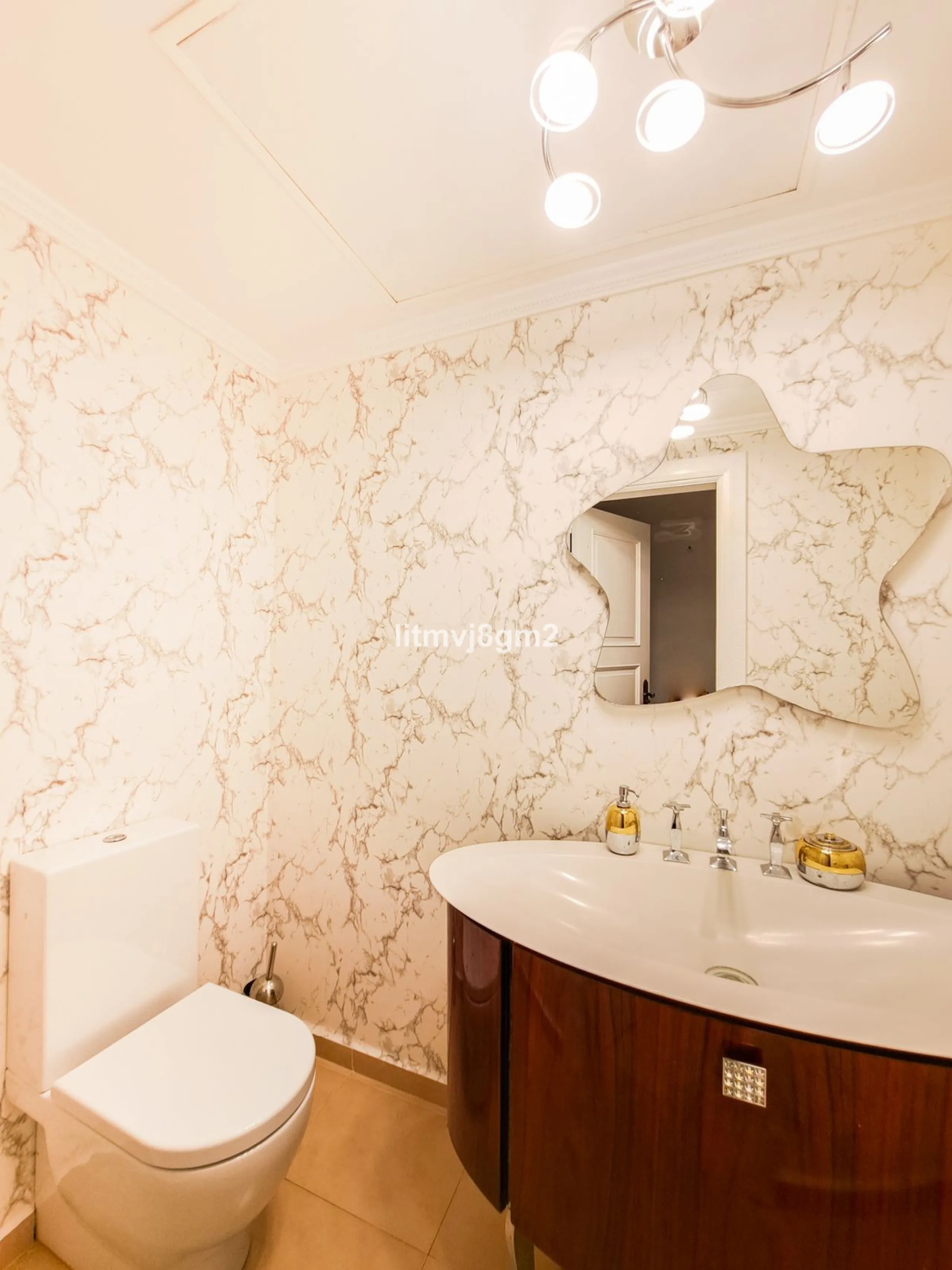 Significant price reduction by 700.000€, priced to sell! Must be seen.