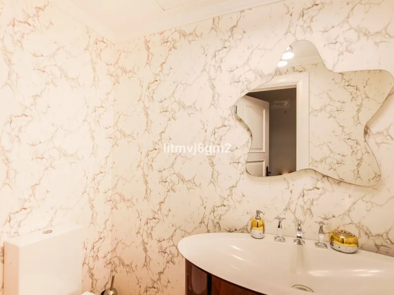 Significant price reduction by 700.000€, priced to sell! Must be seen.