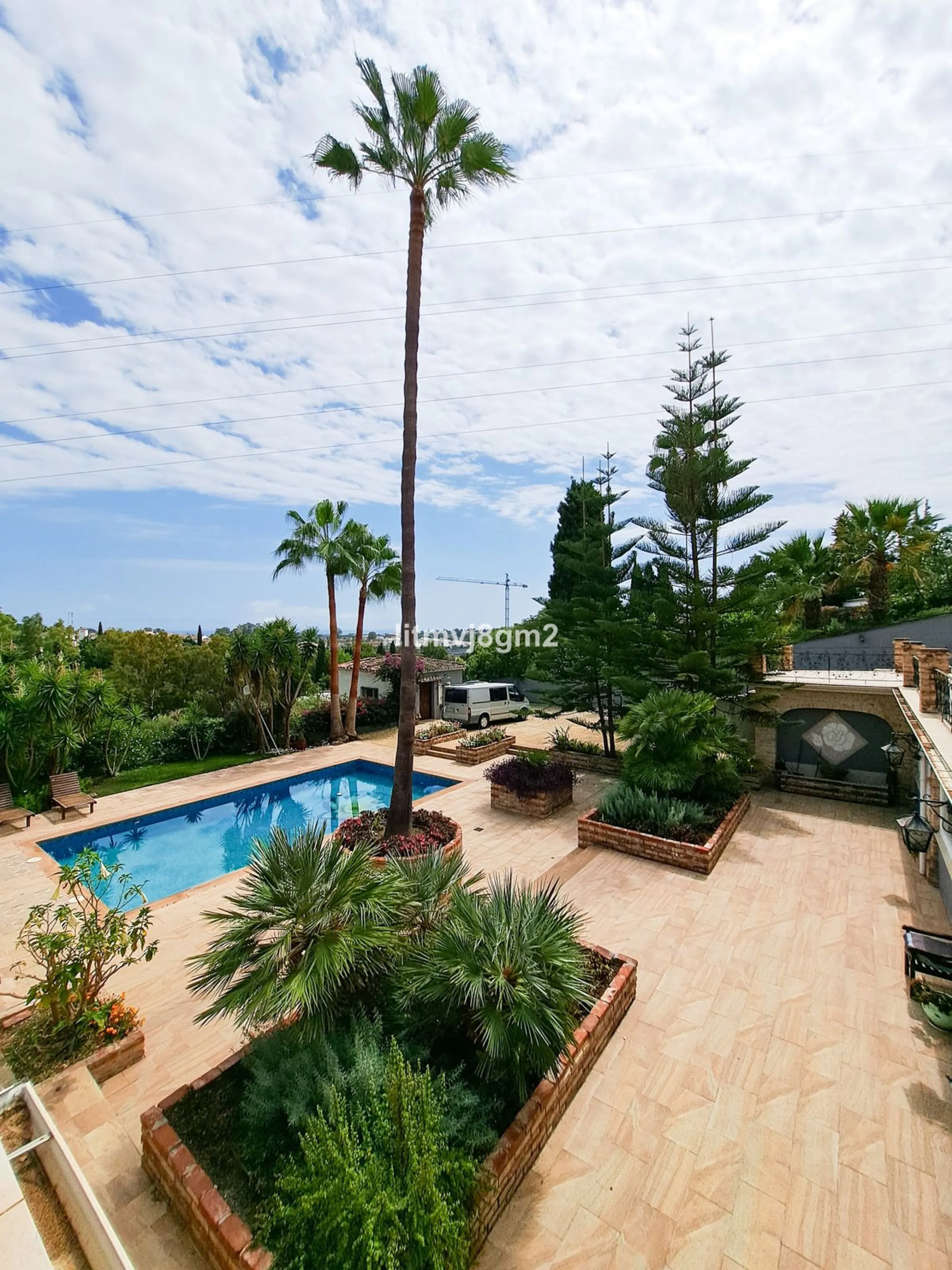 Significant price reduction by 700.000€, priced to sell! Must be seen.