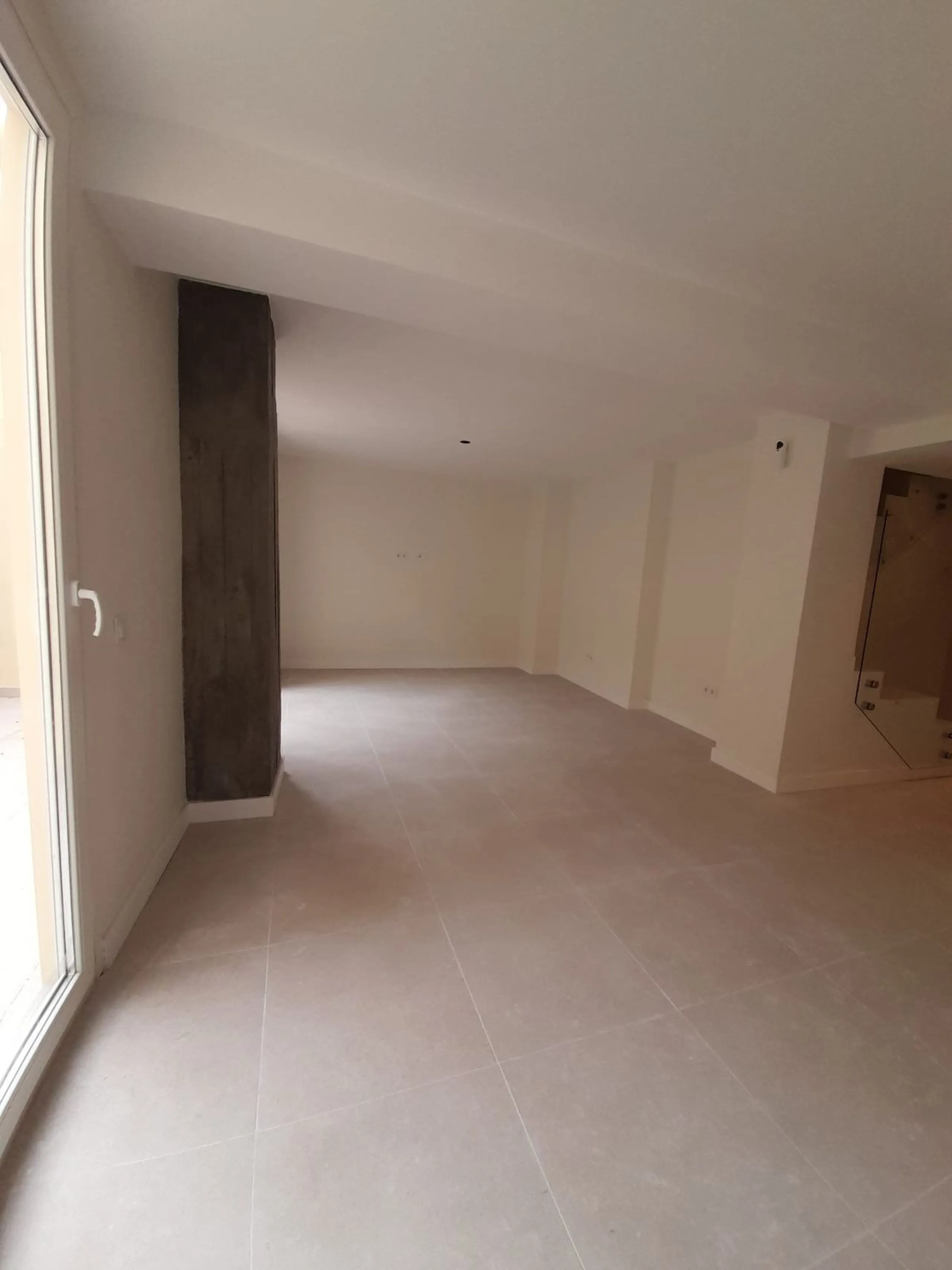 Renovated Ground Floor Apartment in Central Málaga – Ideal Home or Investment