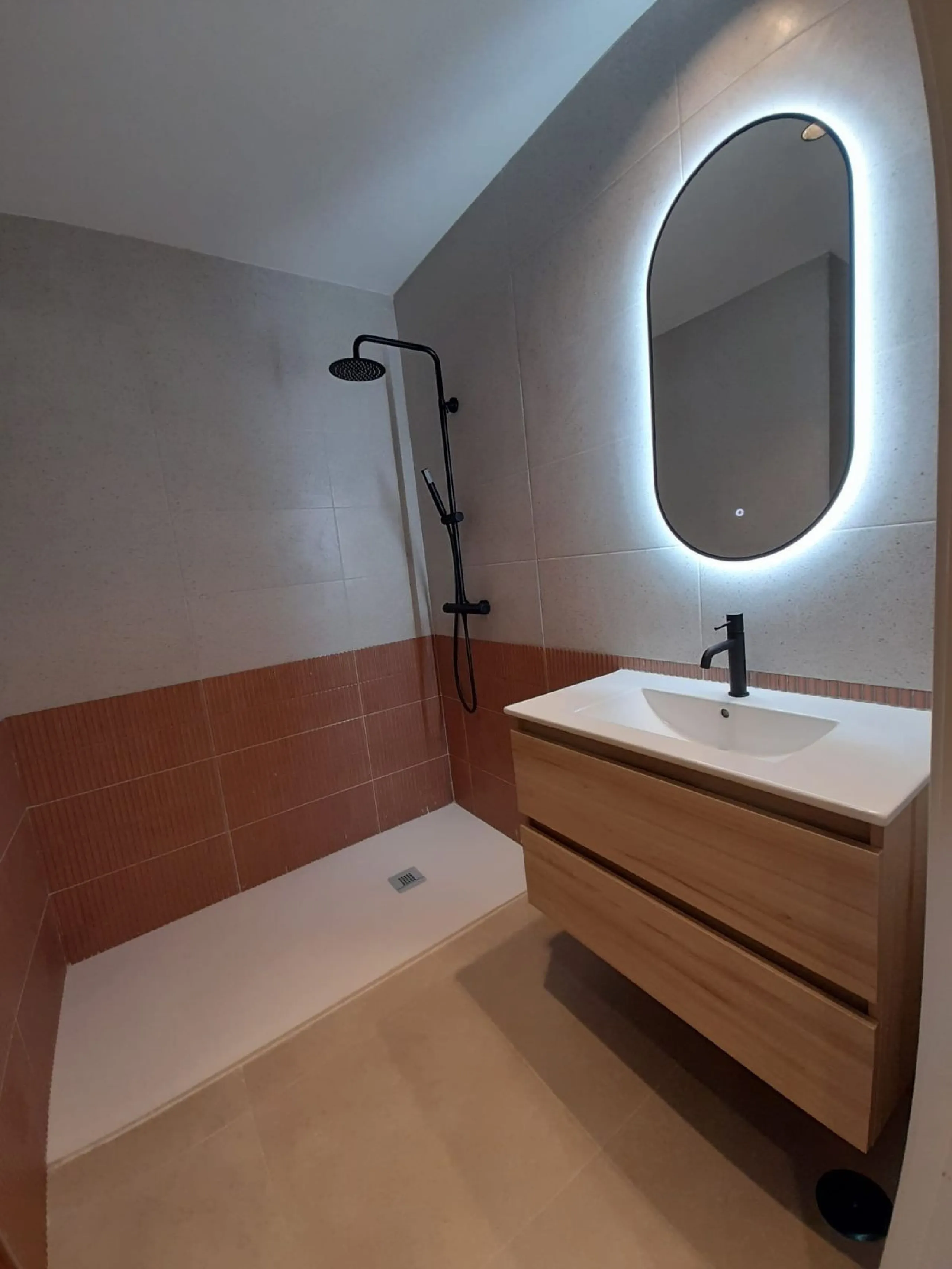 Renovated Ground Floor Apartment in Central Málaga – Ideal Home or Investment