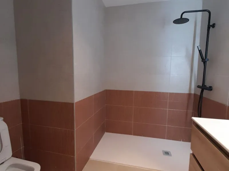 Renovated Ground Floor Apartment in Central Málaga – Ideal Home or Investment