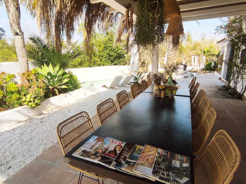 Presenting this beautiful property with an unbeatable location and a 7-year track record of successful rentals and an excellent reputation.