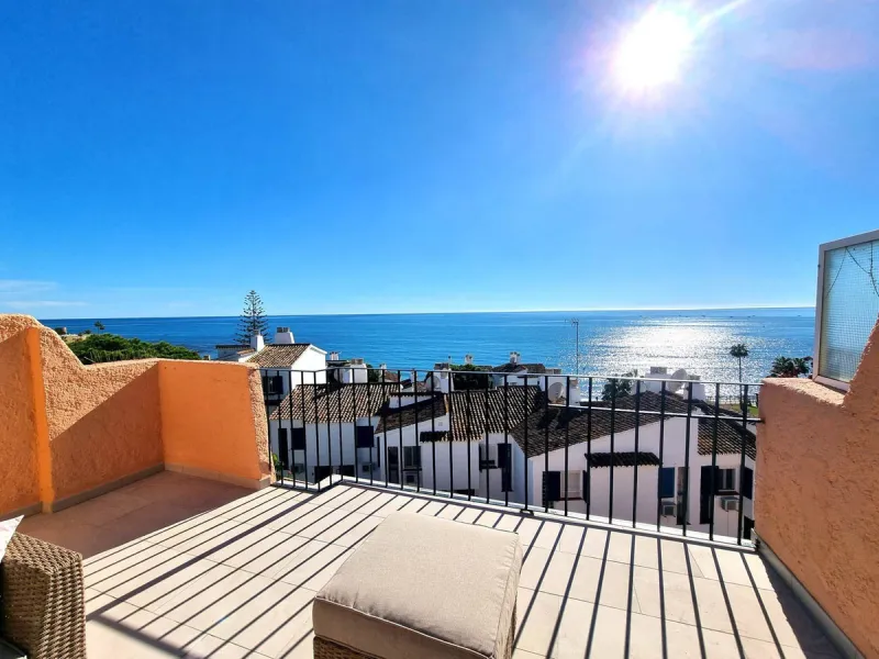 STUNNING FULLY RENOVATED SEAVIEW DUPLEX PENTHOUSE – BEACHSIDE CALAHONDA