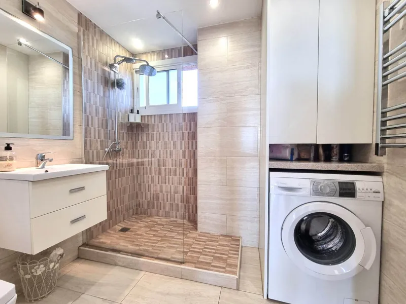 STUNNING FULLY RENOVATED SEAVIEW DUPLEX PENTHOUSE – BEACHSIDE CALAHONDA