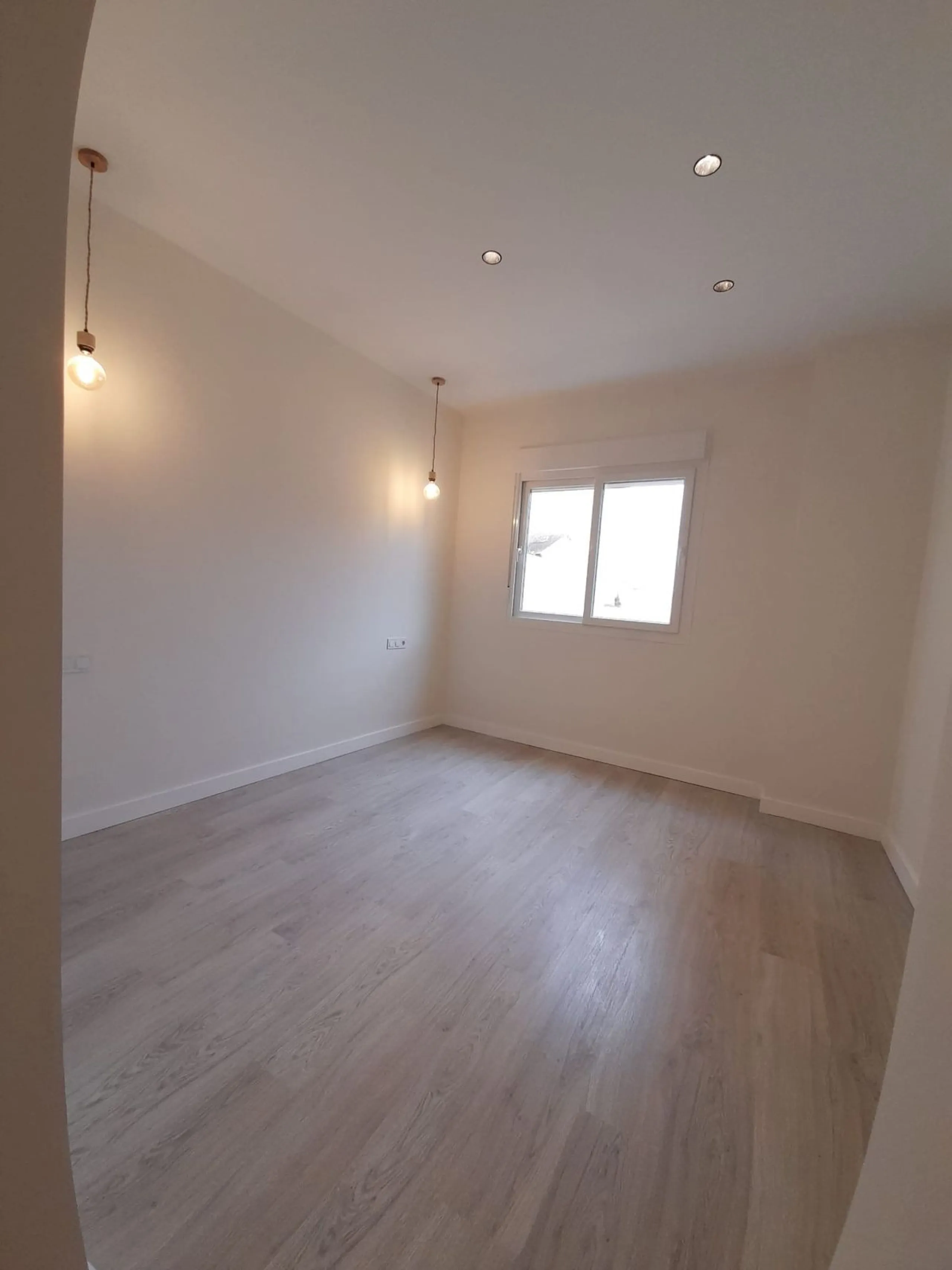 Renovated Ground Floor Apartment in Central Málaga – Ideal Home or Investment