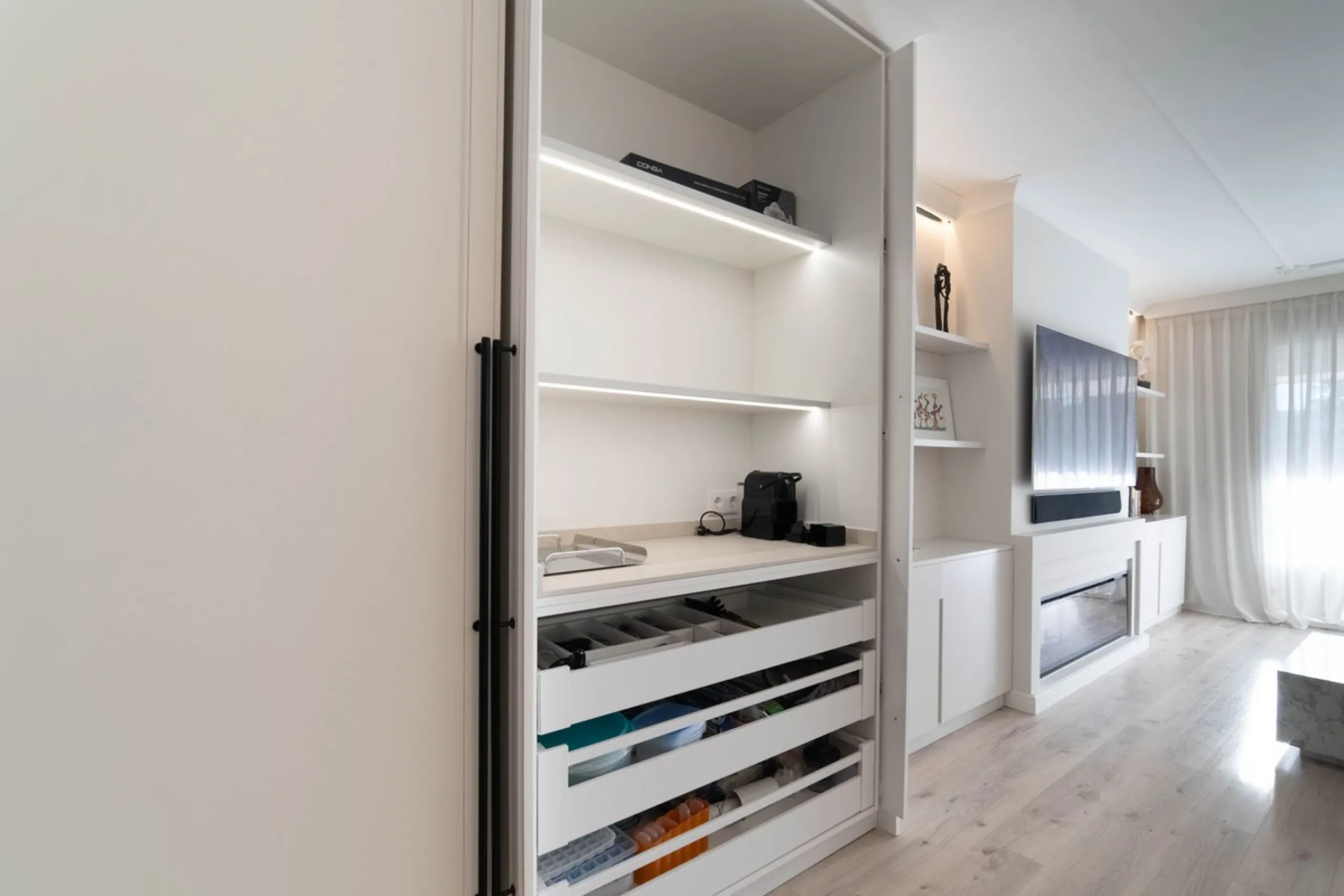 Middle Floor Apartment, Marbella, Costa del Sol.