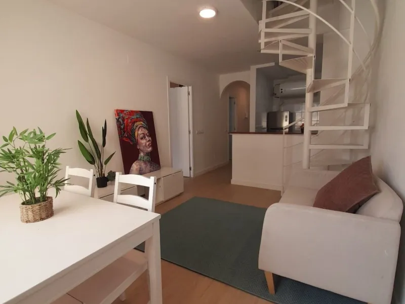 Duplex with private terrace, parking space and storage room in Málaga city