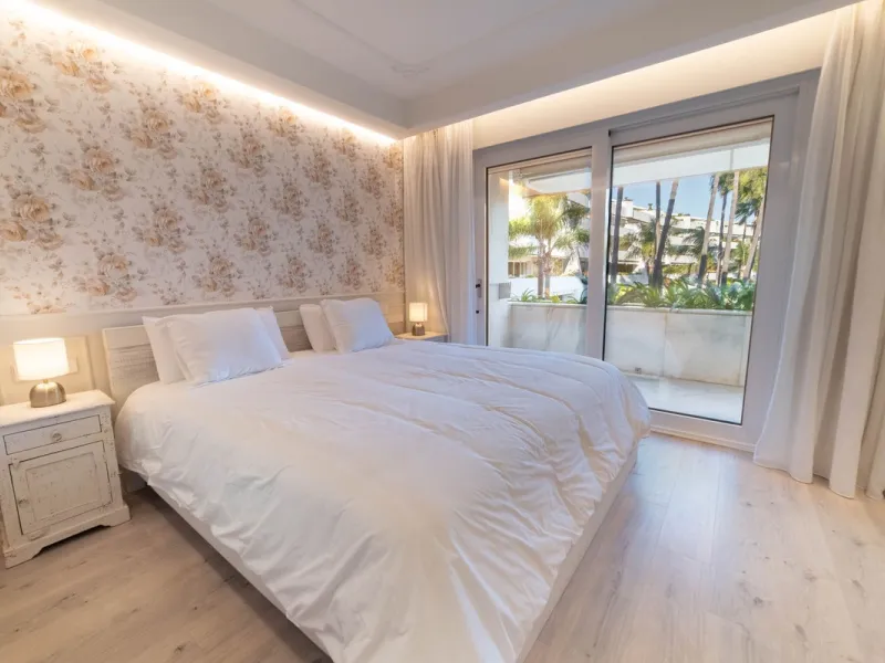 Middle Floor Apartment, Marbella, Costa del Sol.