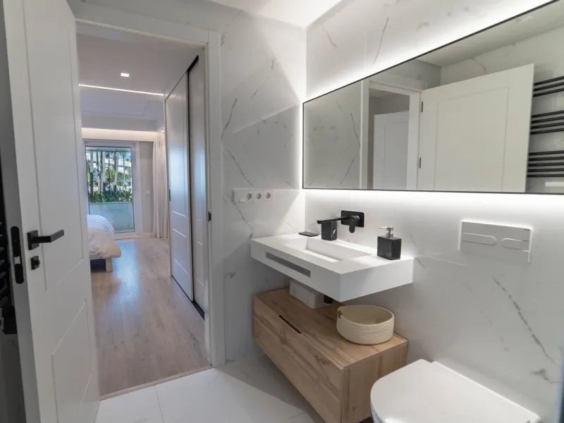 Middle Floor Apartment, Marbella, Costa del Sol.