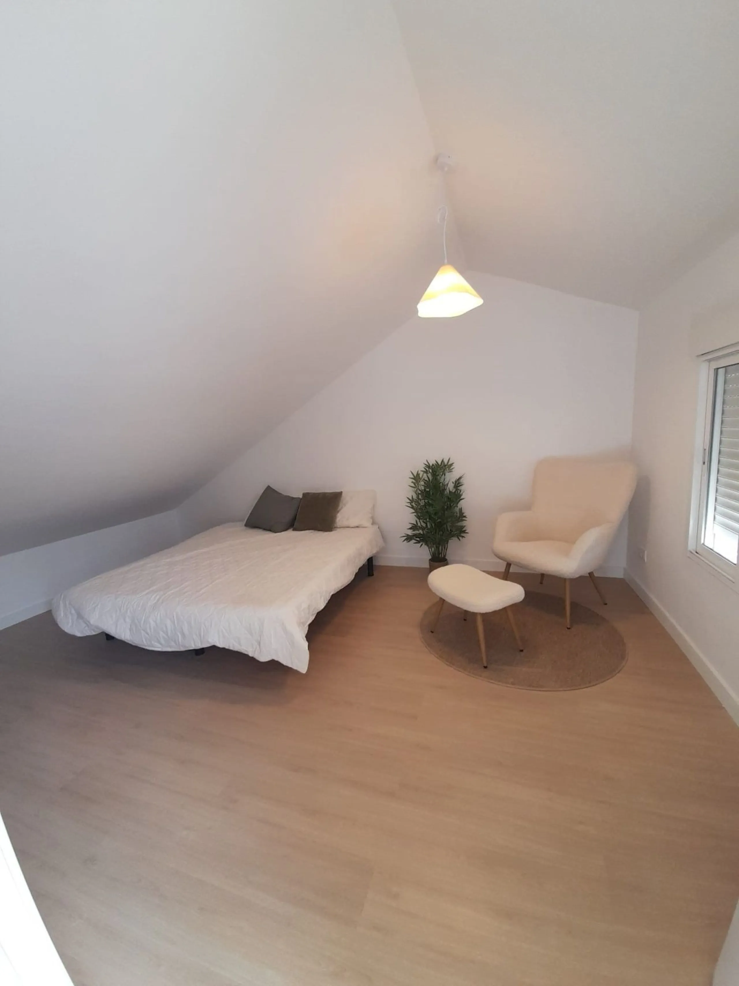 Duplex with private terrace, parking space and storage room in Málaga city