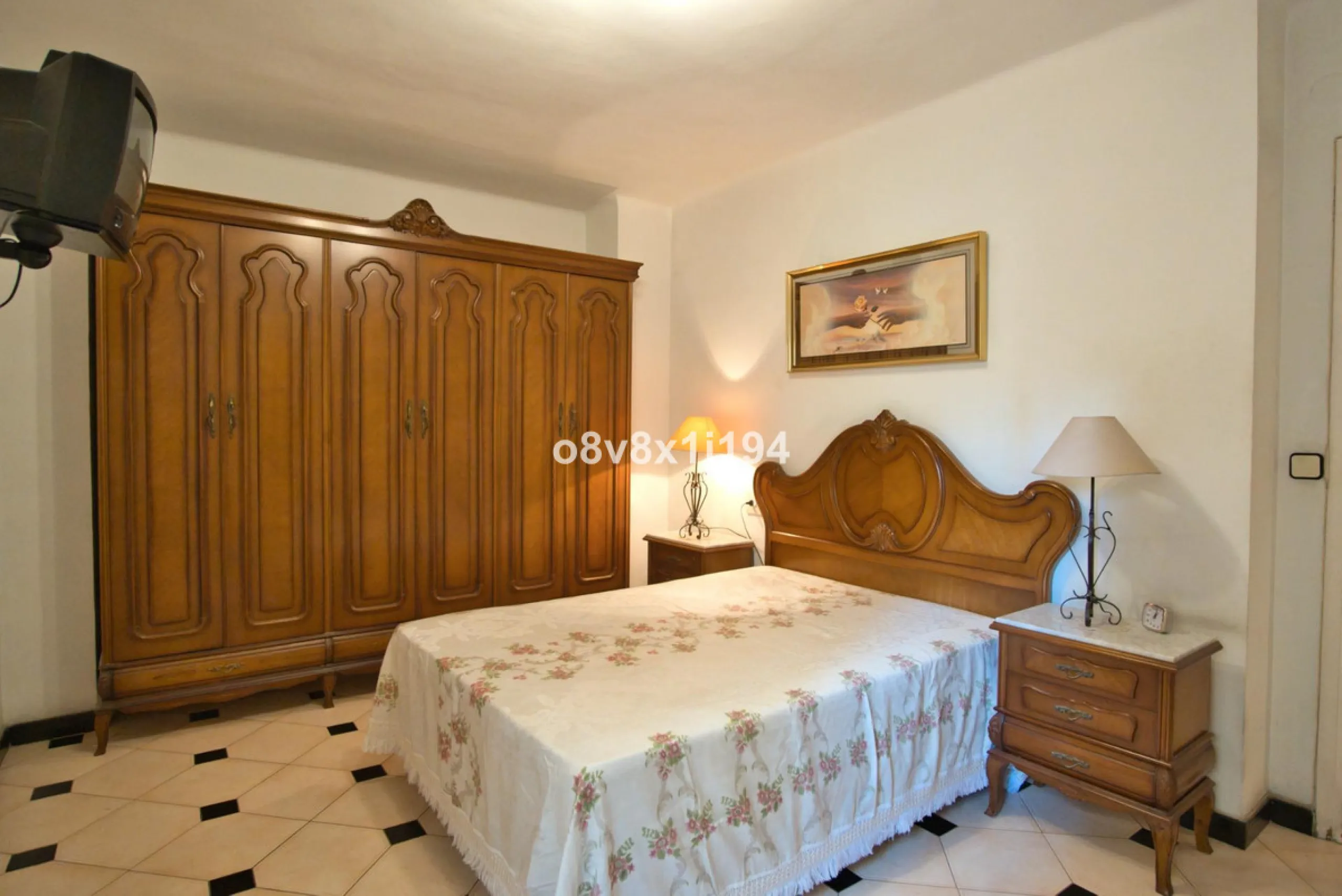 Apartment - Middle Floor Apartment в продаже в Málaga, Málaga. В доме 3 спален и 1 ванных комнат. Площадь дома 86 м²