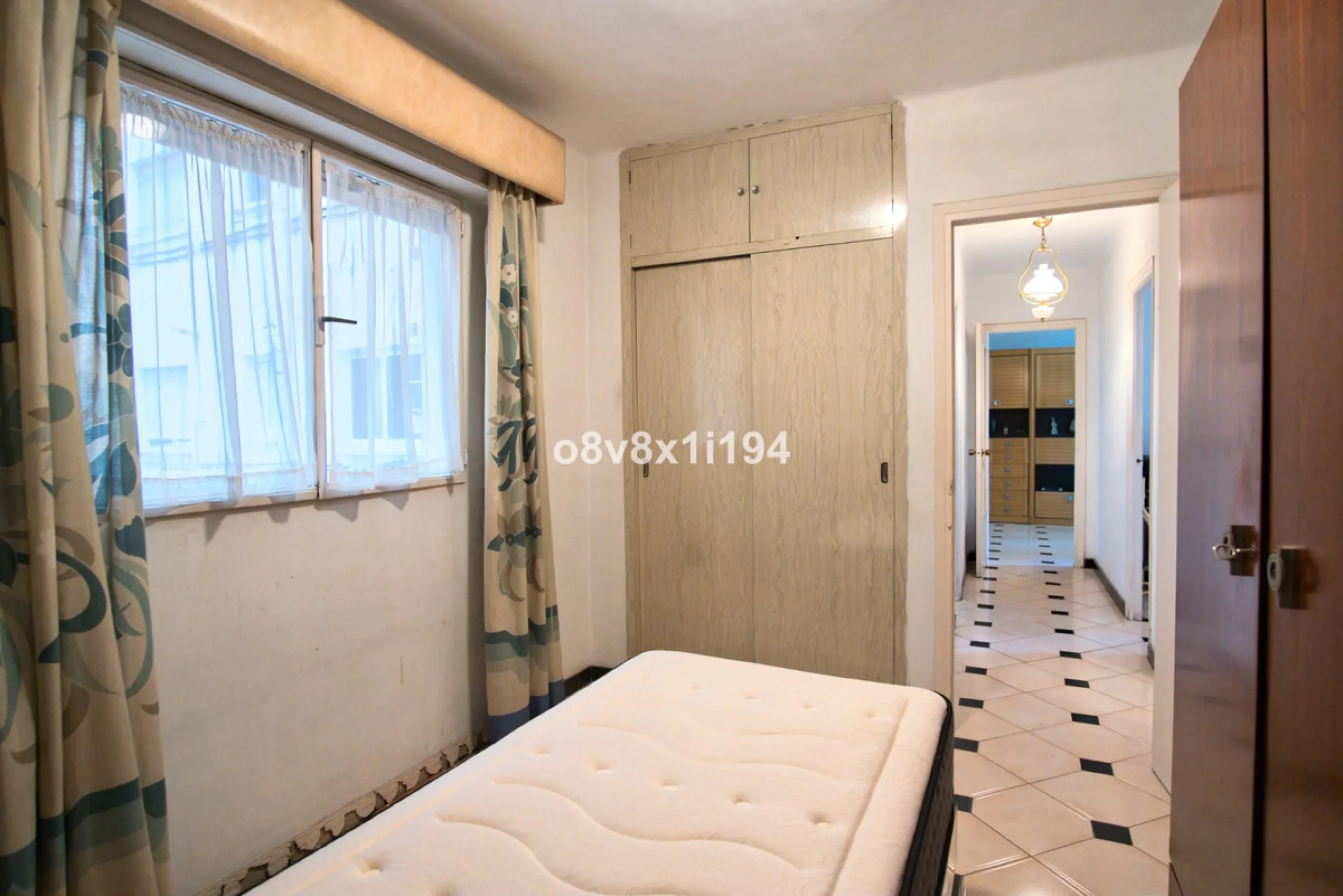 Apartment - Middle Floor Apartment в продаже в Málaga, Málaga. В доме 3 спален и 1 ванных комнат. Площадь дома 86 м²