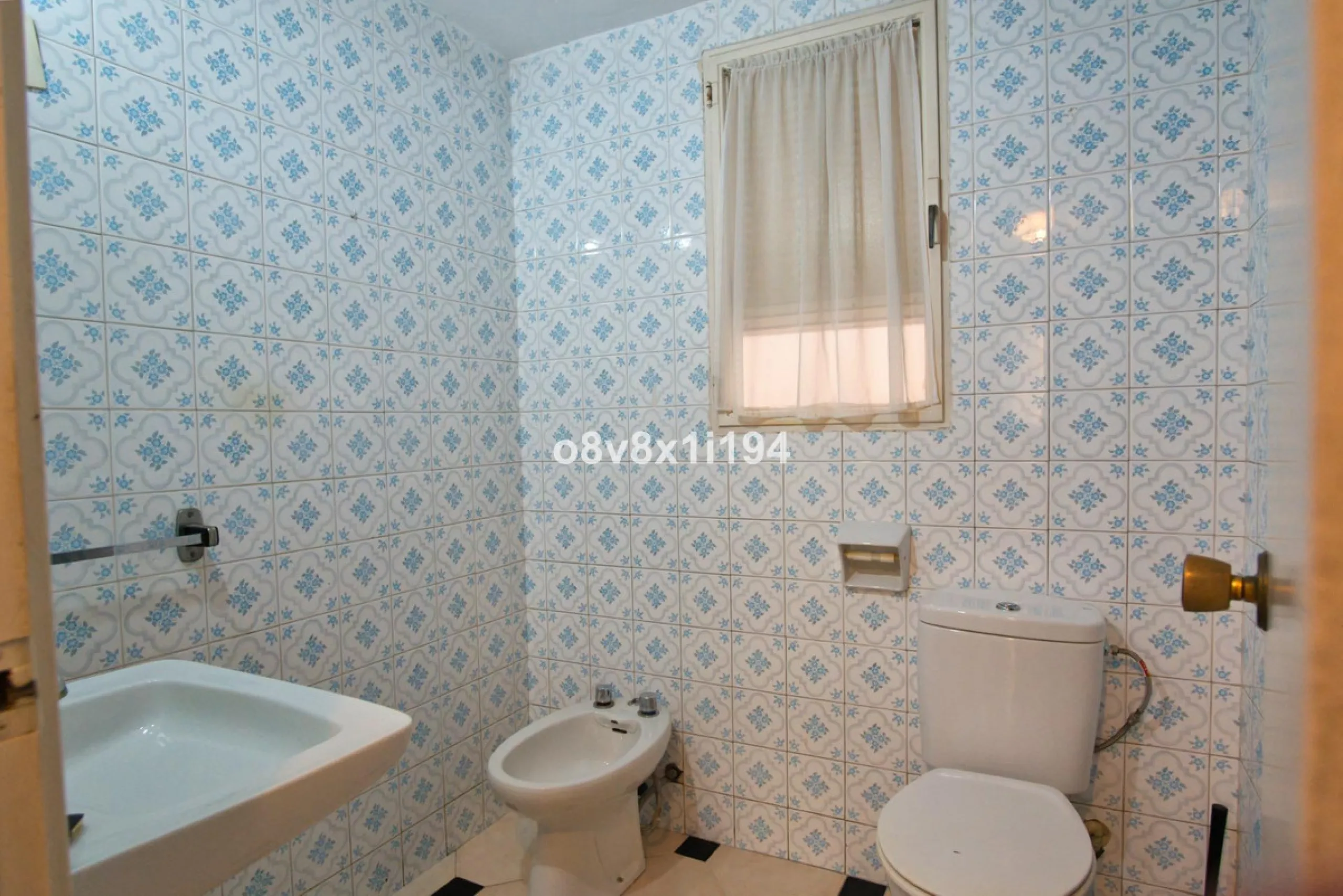 Apartment - Middle Floor Apartment в продаже в Málaga, Málaga. В доме 3 спален и 1 ванных комнат. Площадь дома 86 м²