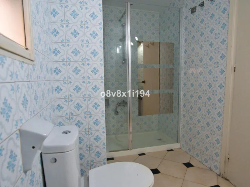 Apartment - Middle Floor Apartment в продаже в Málaga, Málaga. В доме 3 спален и 1 ванных комнат. Площадь дома 86 м²
