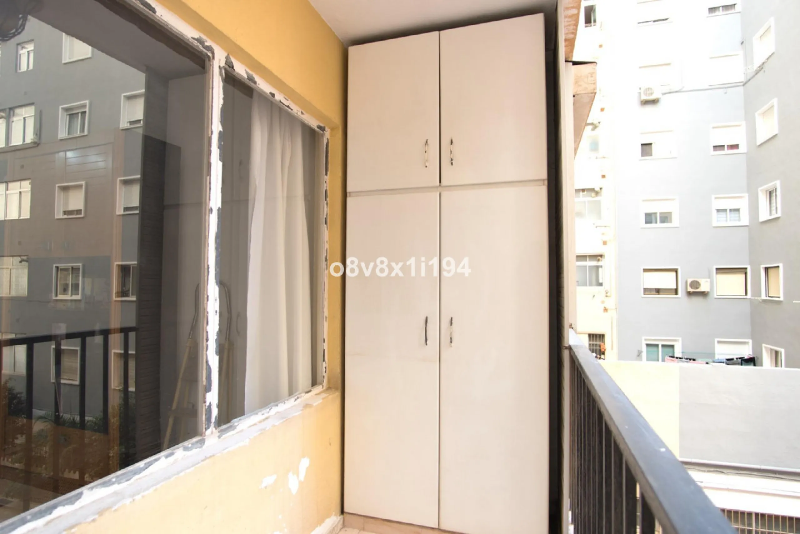 Apartment - Middle Floor Apartment в продаже в Málaga, Málaga. В доме 3 спален и 1 ванных комнат. Площадь дома 86 м²