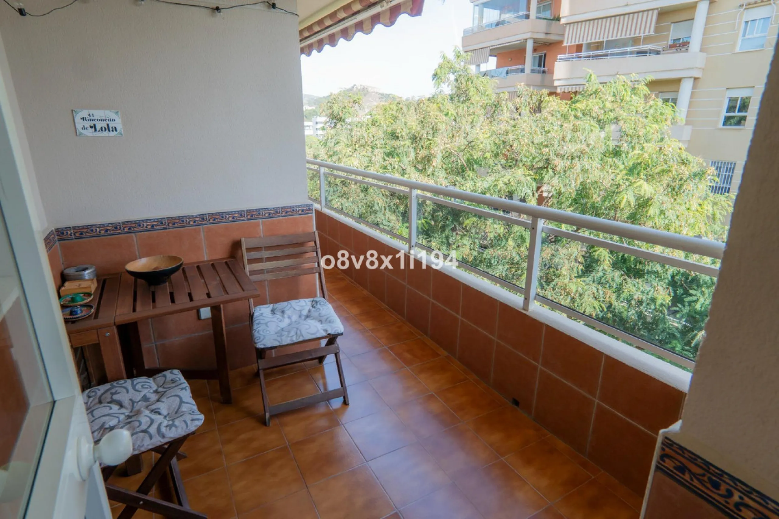 Bright and comfortable apartment in the heart of Teatinos!