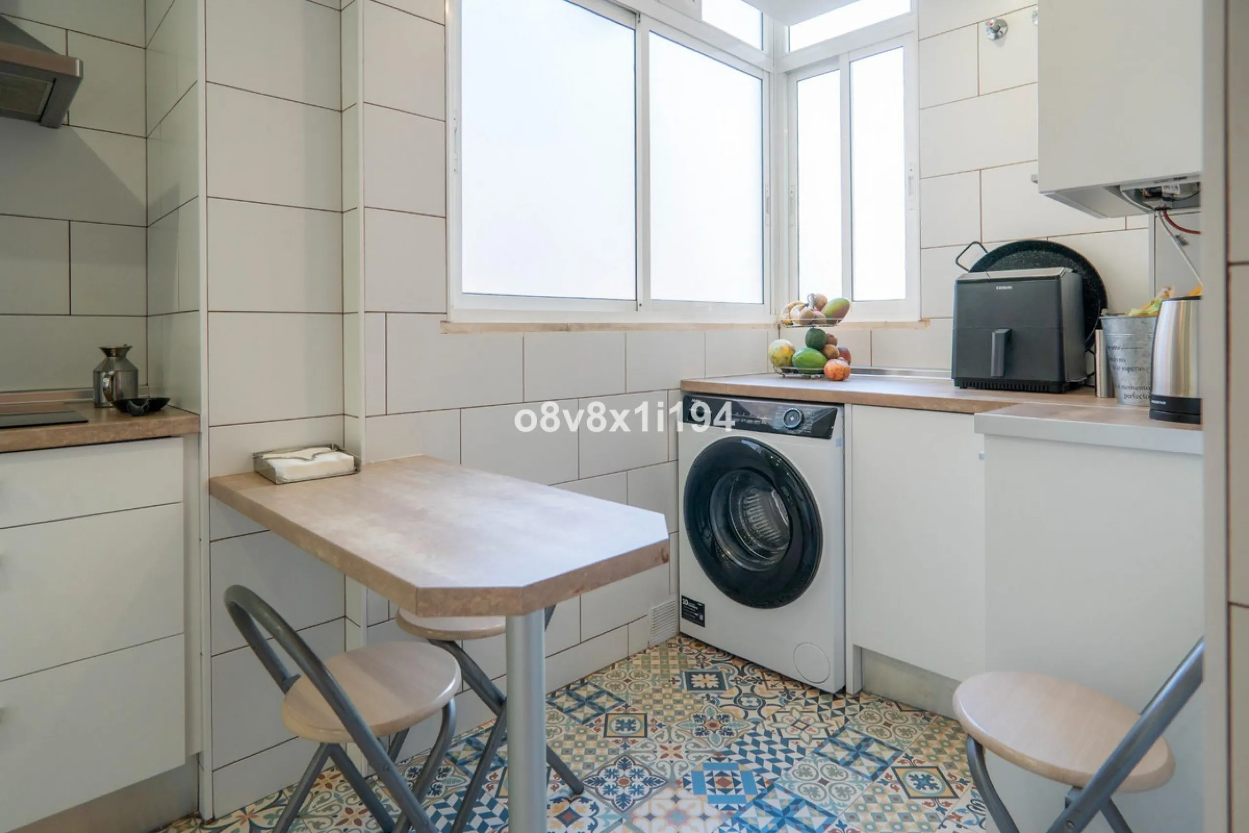 Bright and comfortable apartment in the heart of Teatinos!