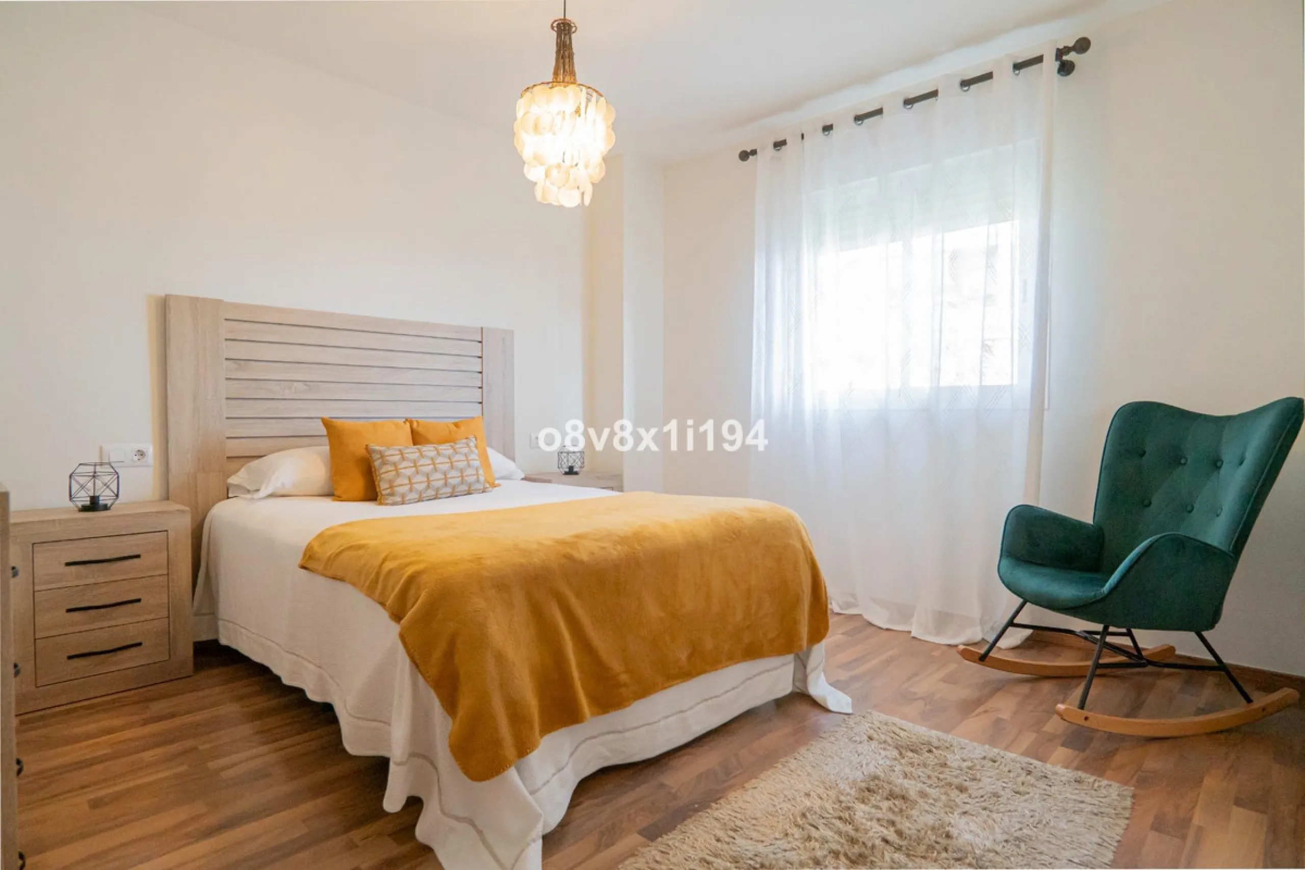 Bright and comfortable apartment in the heart of Teatinos!