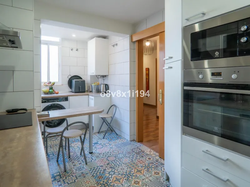 Bright and comfortable apartment in the heart of Teatinos!