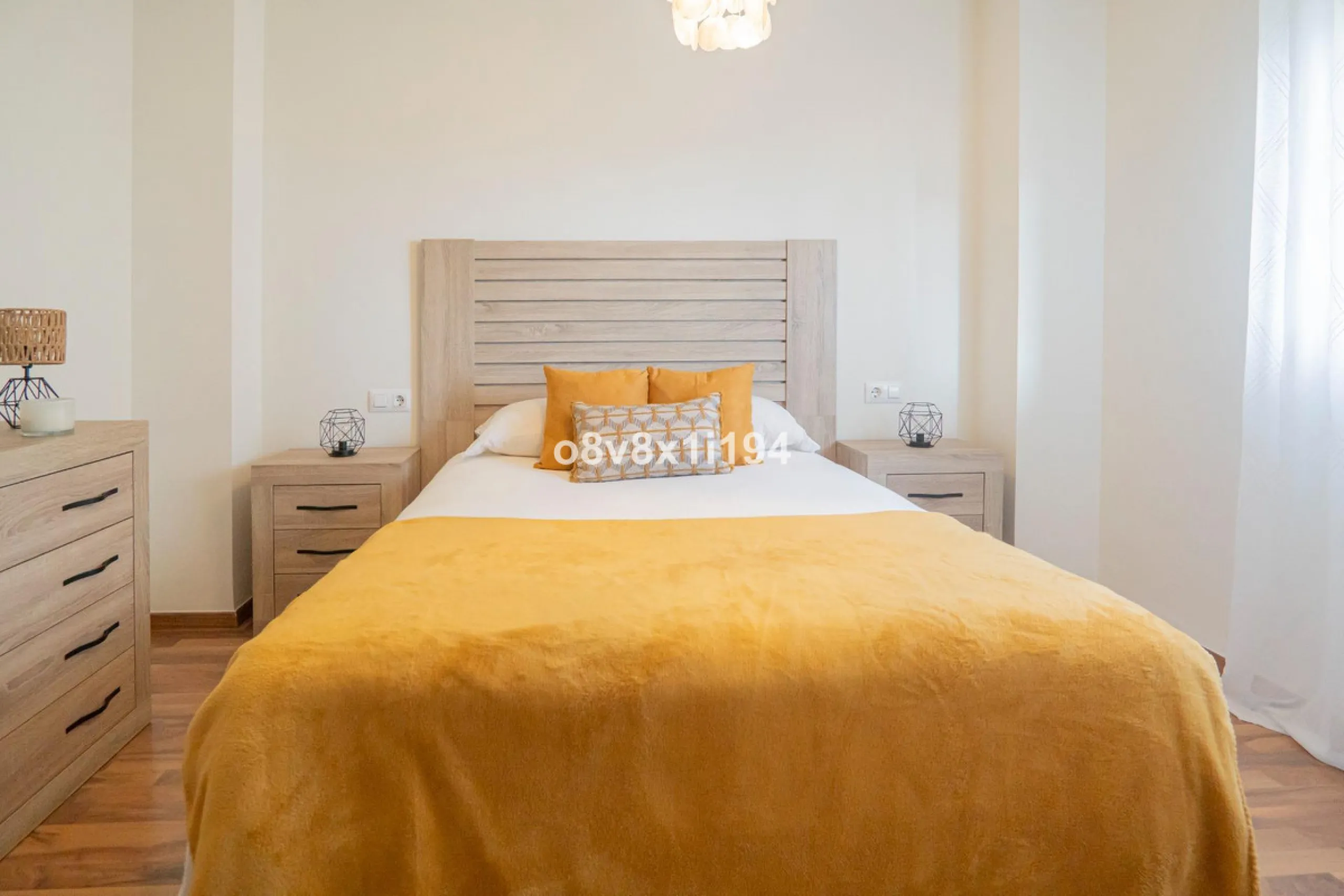 Bright and comfortable apartment in the heart of Teatinos!