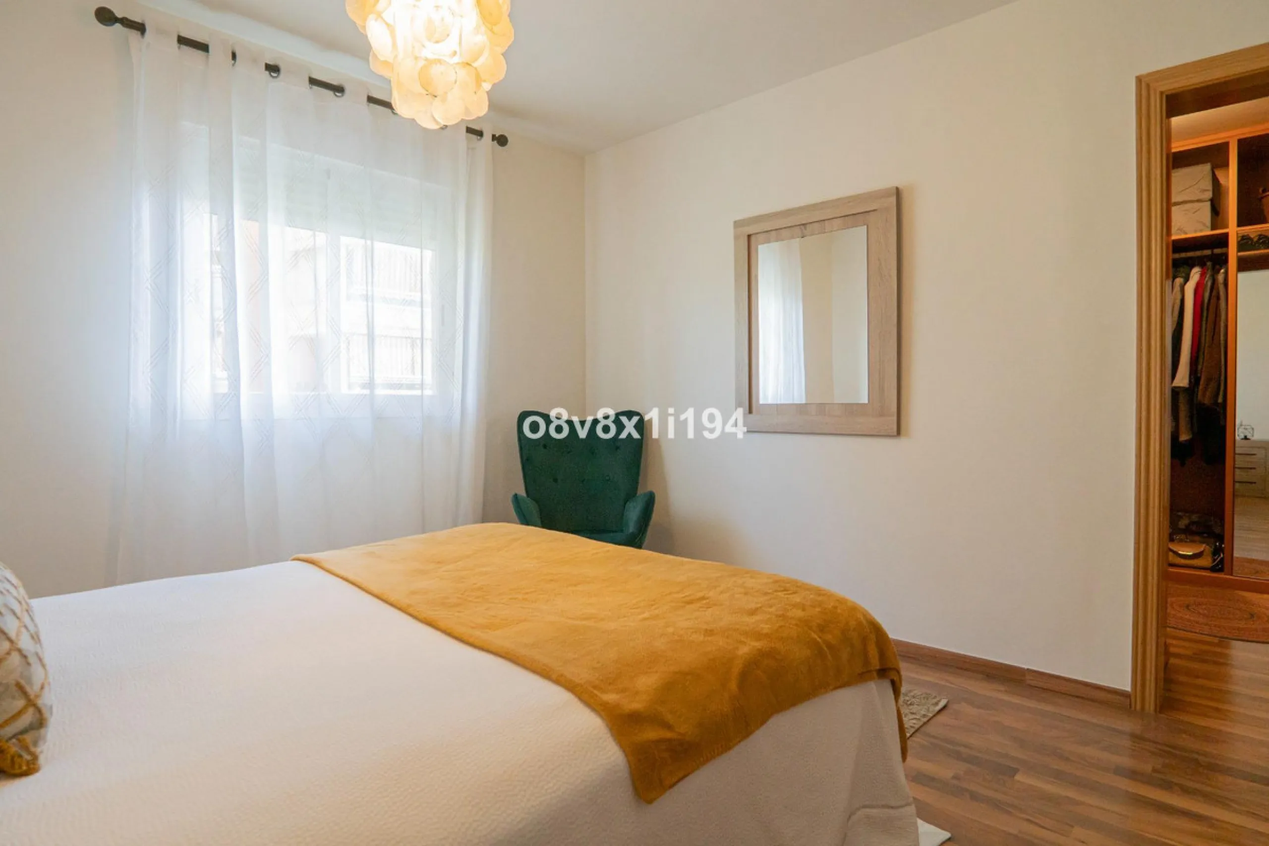 Bright and comfortable apartment in the heart of Teatinos!