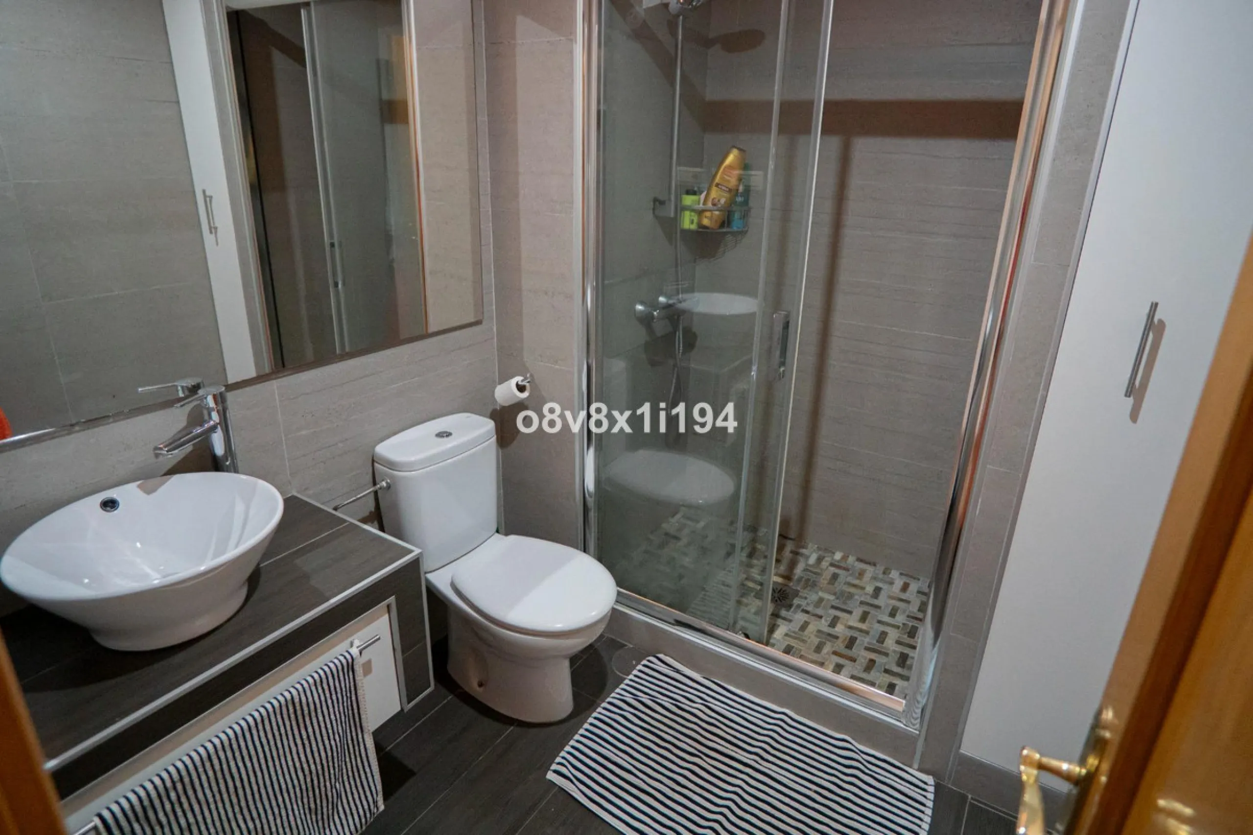 Bright and comfortable apartment in the heart of Teatinos!