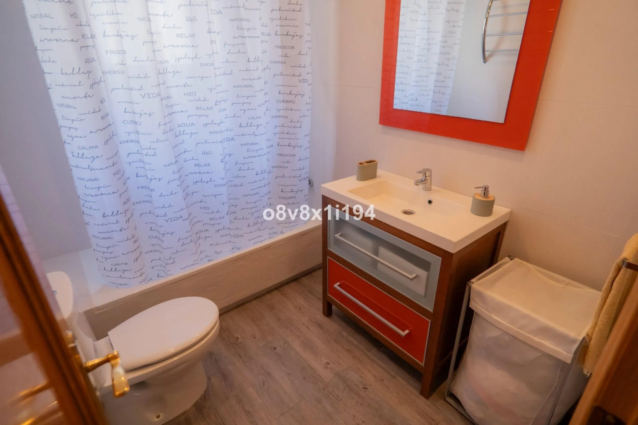 Bright and comfortable apartment in the heart of Teatinos!