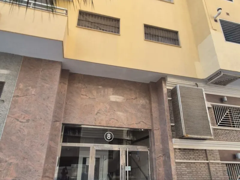 Apartment - Middle Floor Apartment в продаже в Málaga, Málaga. В доме 5 спален и 3 ванных комнат. Площадь дома 194 м²