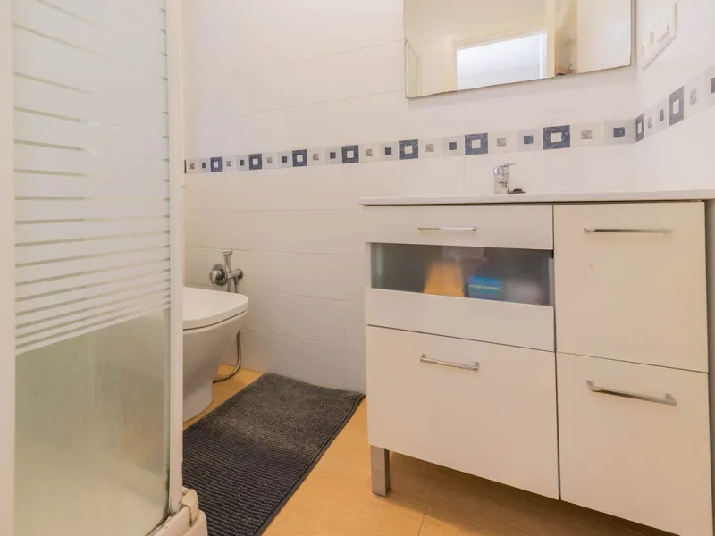 House - Townhouse в продаже в Marbella, Málaga. В доме 6 спален и 4 ванных комнат. Площадь дома 431 м²