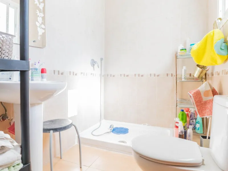 House - Townhouse в продаже в Marbella, Málaga. В доме 6 спален и 4 ванных комнат. Площадь дома 431 м²