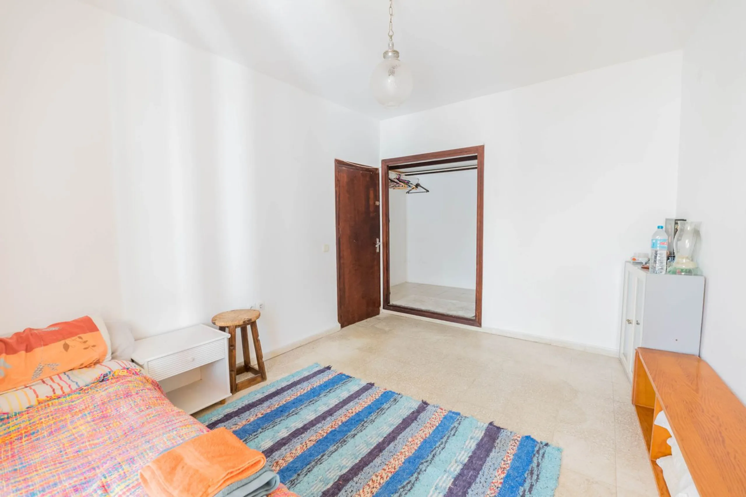 House - Townhouse в продаже в Marbella, Málaga. В доме 6 спален и 4 ванных комнат. Площадь дома 431 м²