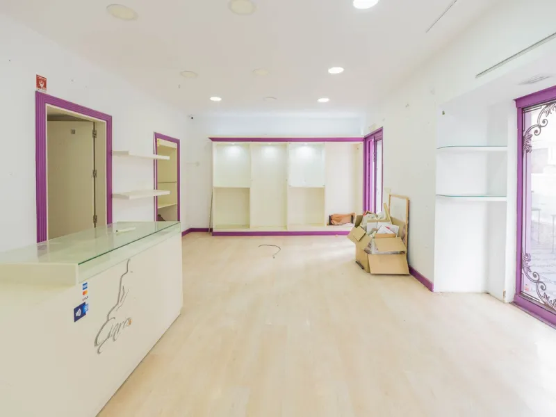 House - Townhouse в продаже в Marbella, Málaga. В доме 6 спален и 4 ванных комнат. Площадь дома 431 м²